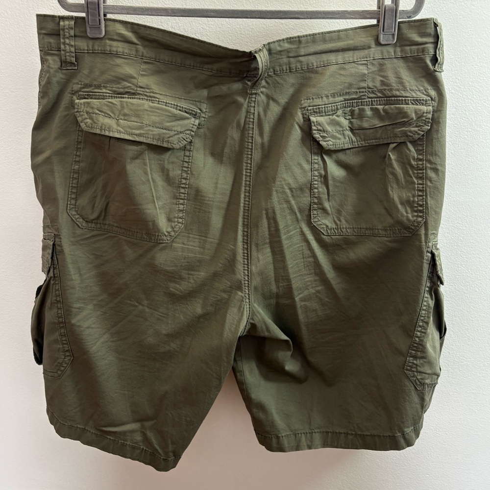 UnionBay Green Cargo Shorts 40 - Picture 5 of 5